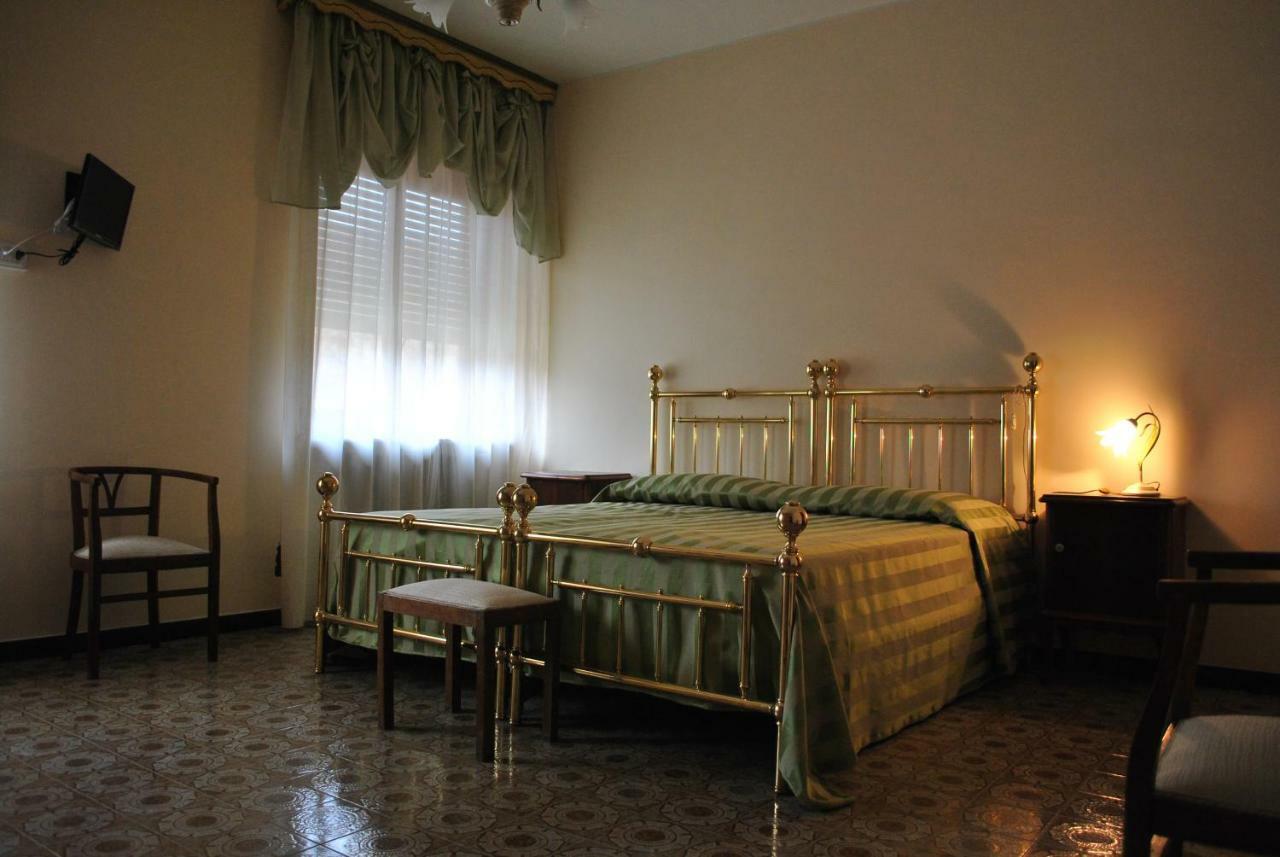 B&B Le Coccinelle Torre Bormida Екстериор снимка